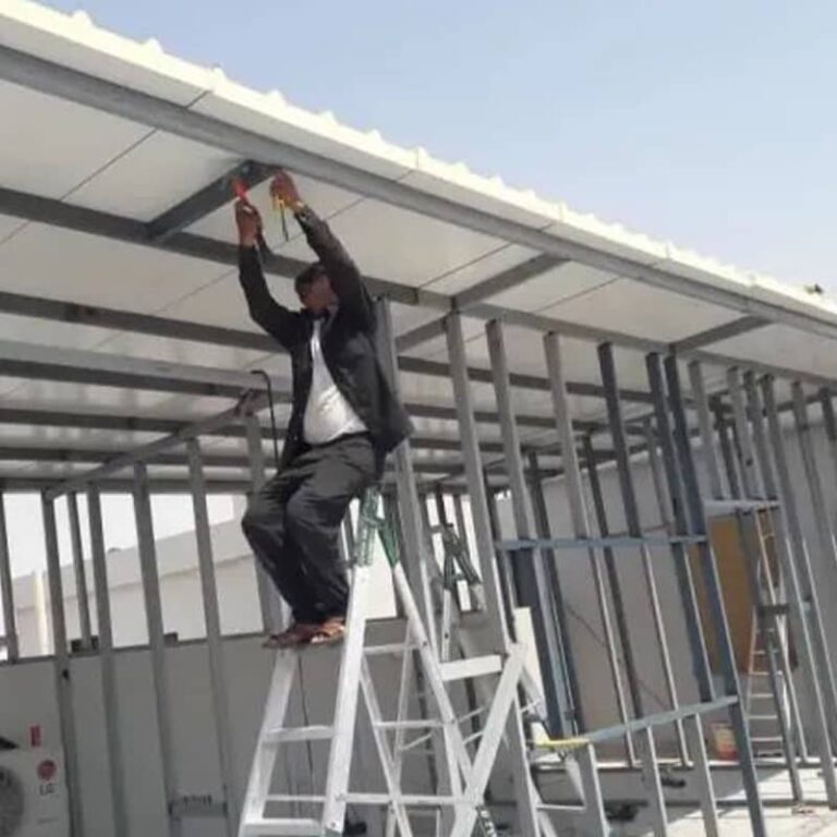ساندوتش بانل جدة